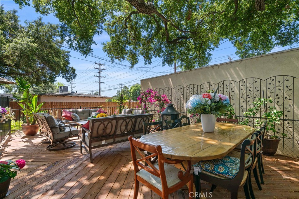 2427 N Verdugo Property Photo 38