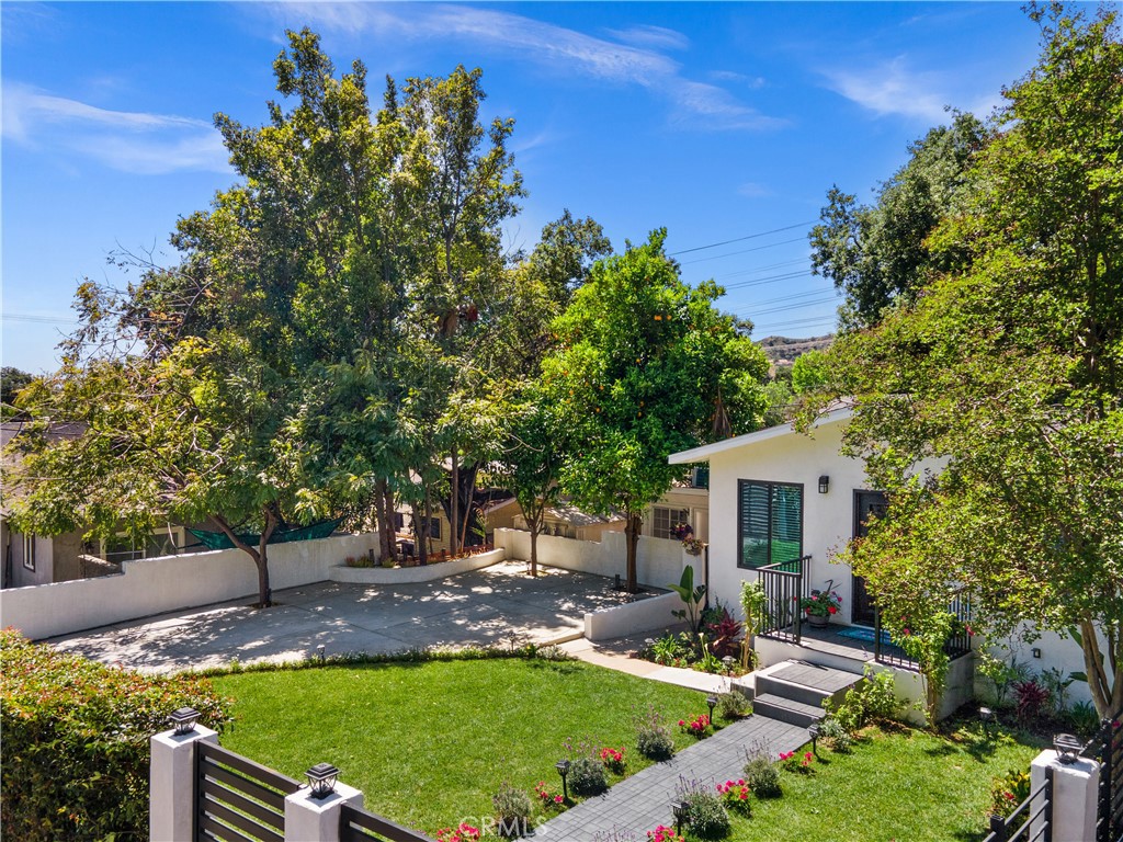 2427 N Verdugo Property Photo 44
