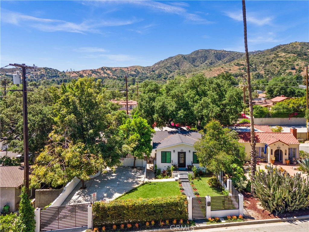 2427 N Verdugo Property Photo 46