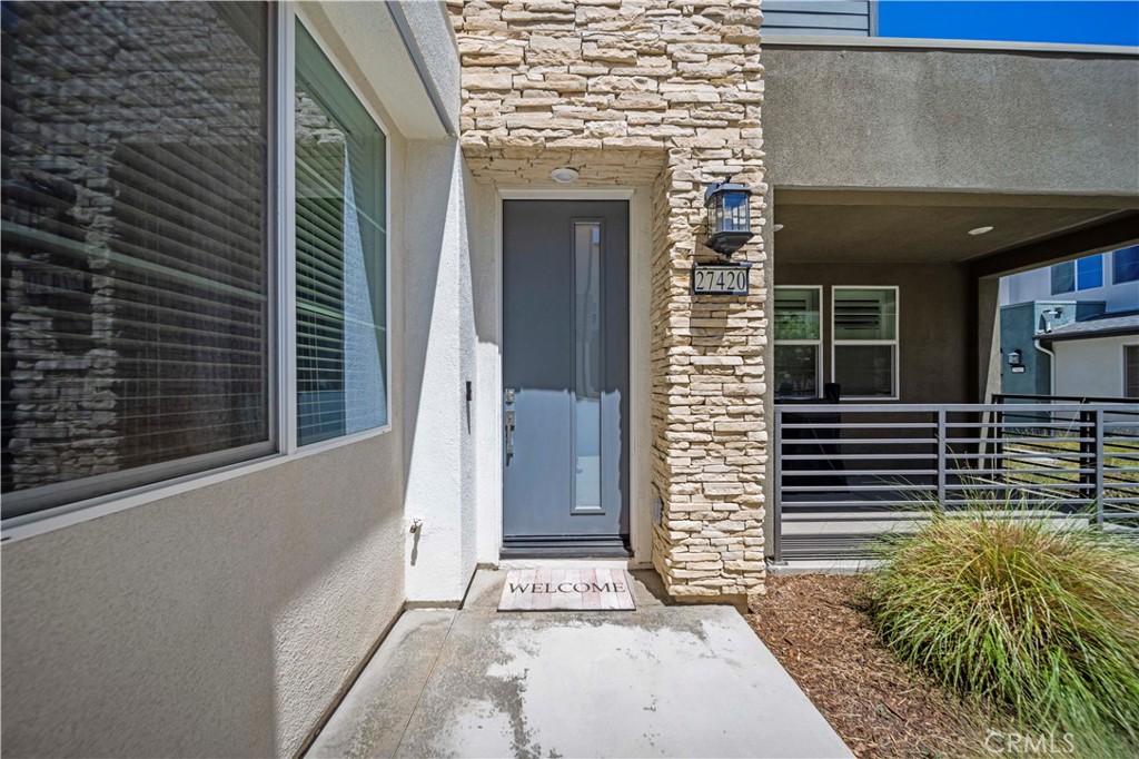 27420 Horizon View Property Photo 2