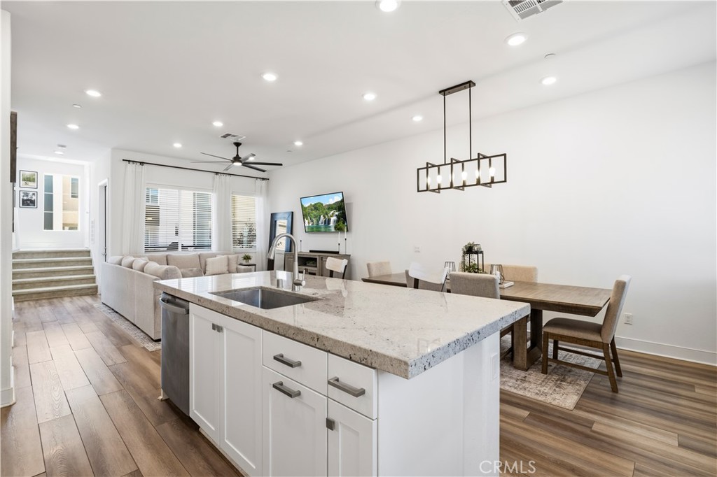 27420 Horizon View Property Photo 13