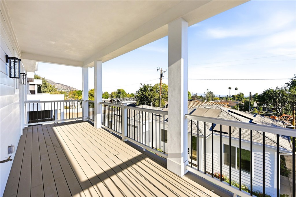 1688 E Mendocino Property Photo 17