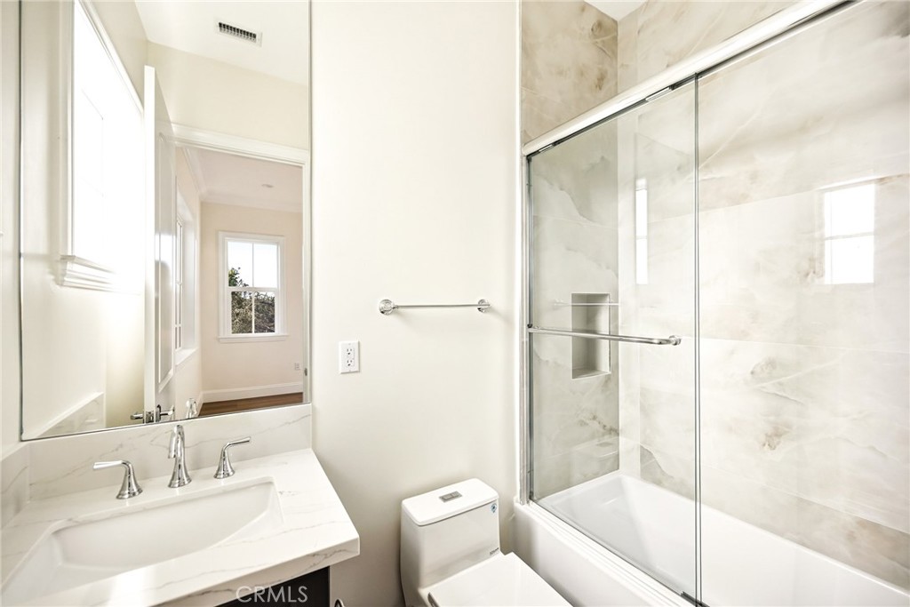1688 E Mendocino Property Photo 42