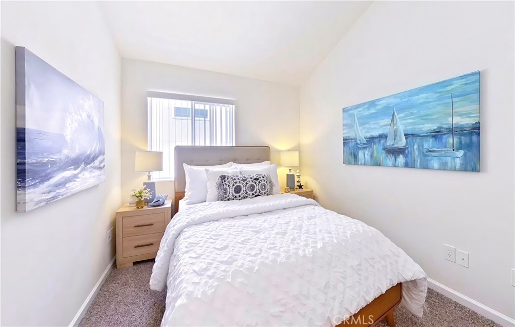 6446 Woodley Avenue 3 Property Photo 16