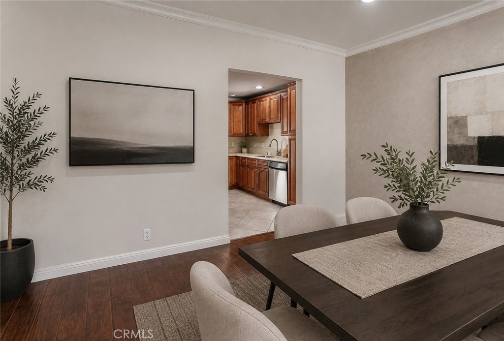 6917 Tyrone Avenue Property Photo 11
