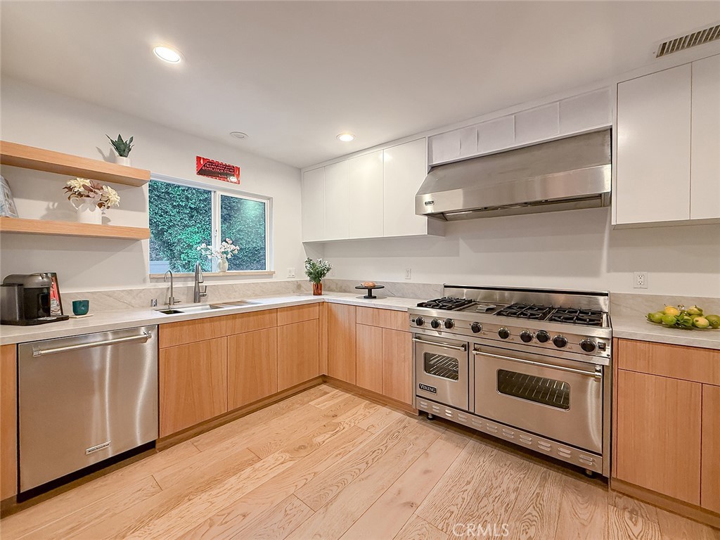 15722 Magnolia Property Photo 11