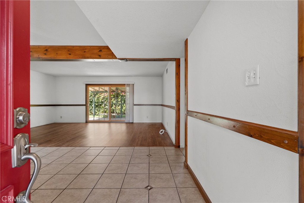 2289 Ravenna Property Photo 6