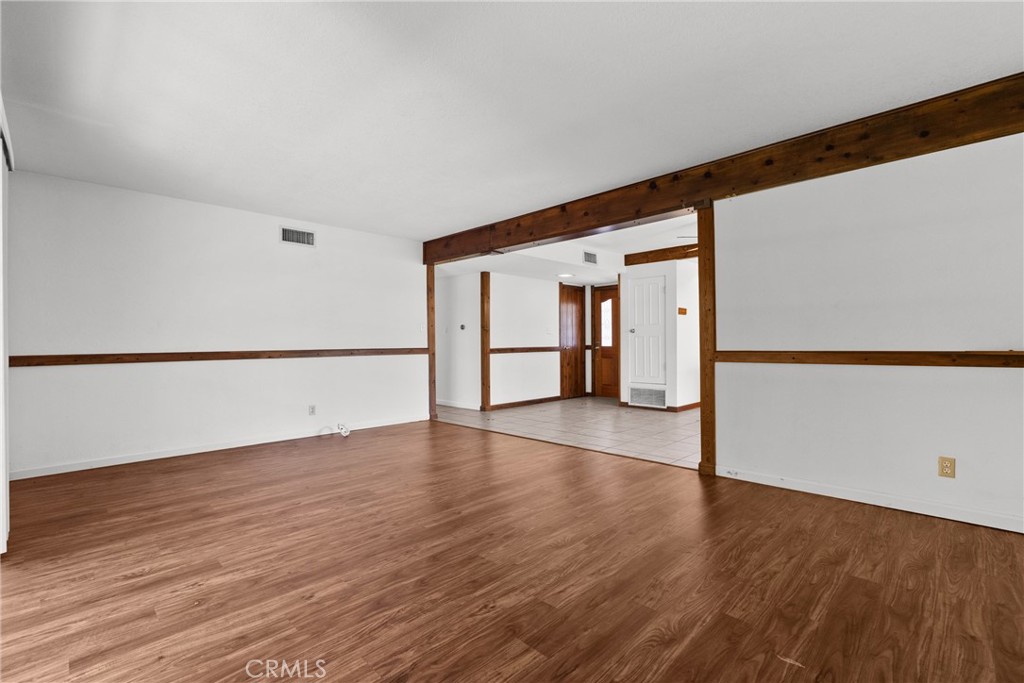 2289 Ravenna Property Photo 10