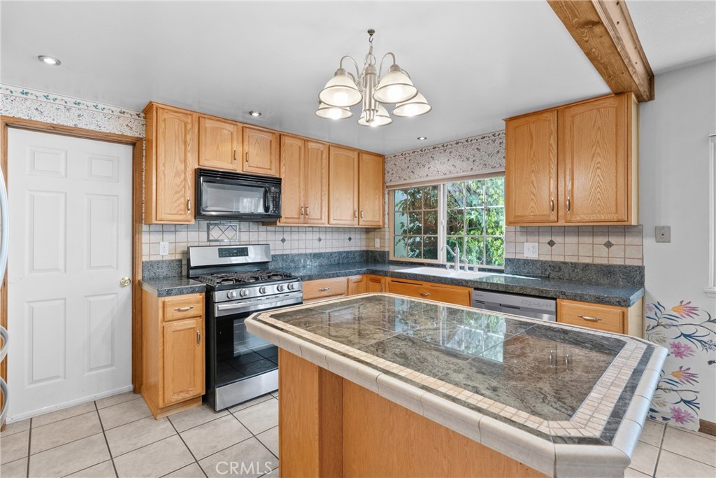 2289 Ravenna Property Photo 15