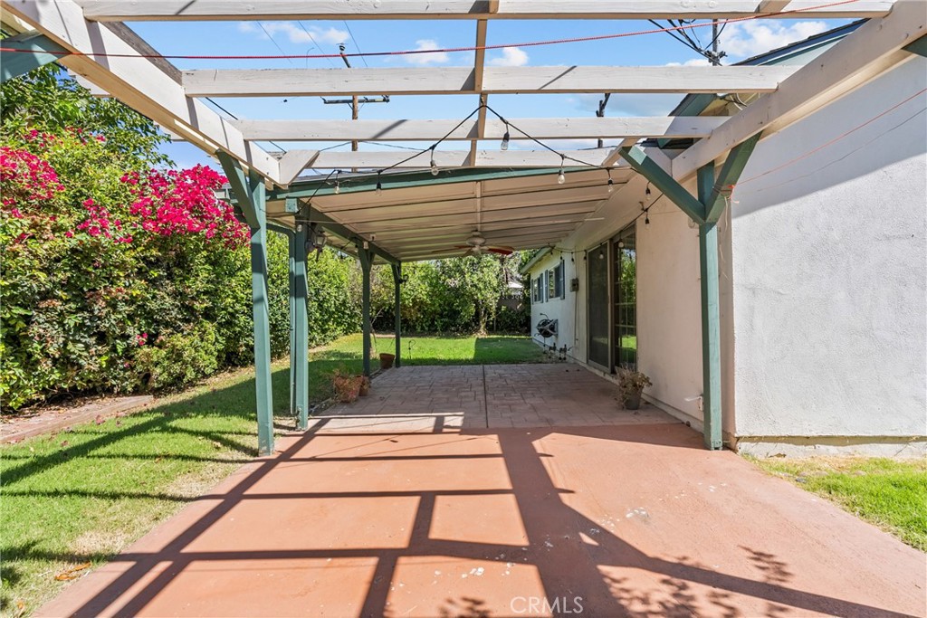 2289 Ravenna Property Photo 32