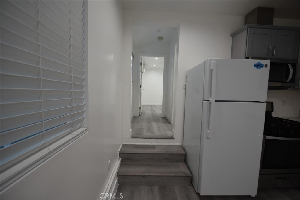7260 Yolanda Avenue Property Photo 9