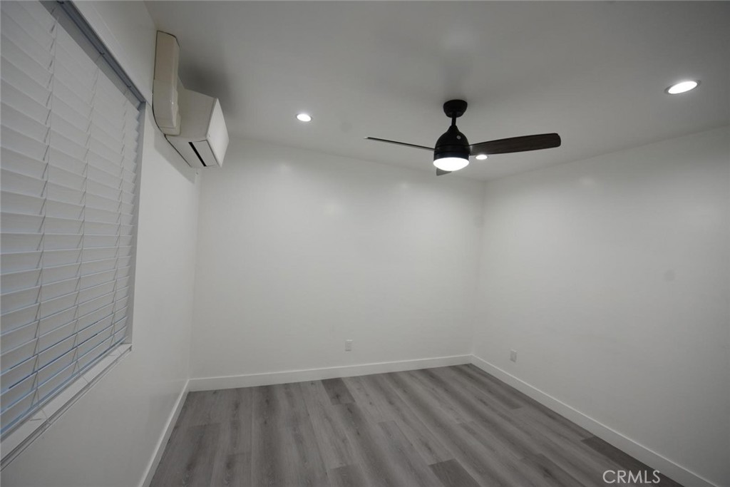 7260 Yolanda Avenue Property Photo 14
