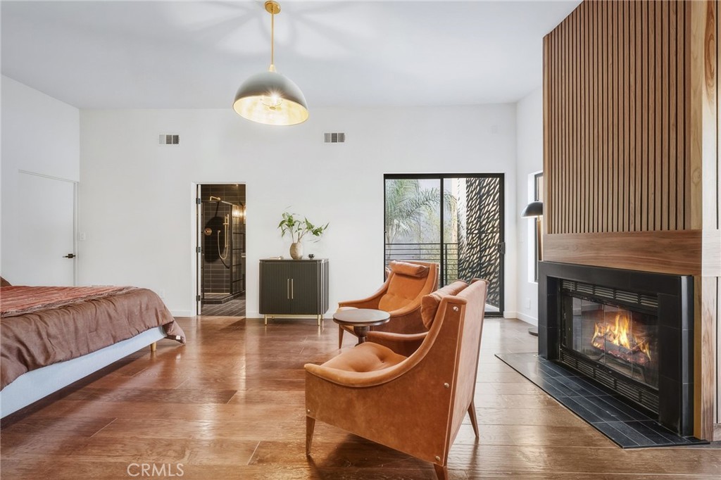 3601 Dixie Canyon Place Property Photo 17