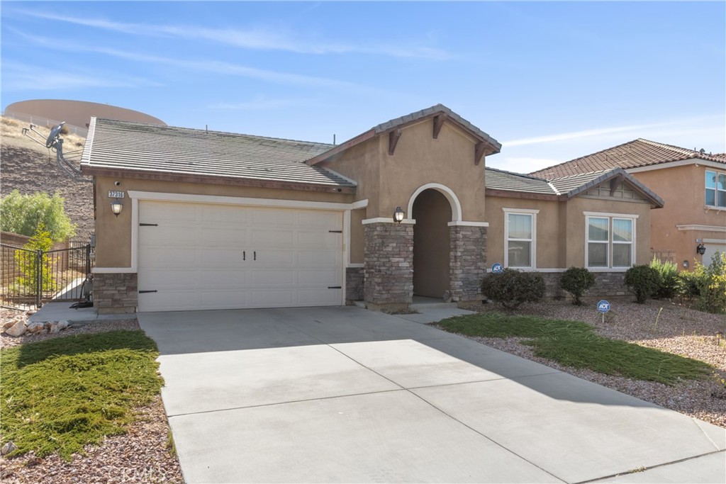 37316 Paintbrush Property Photo 1