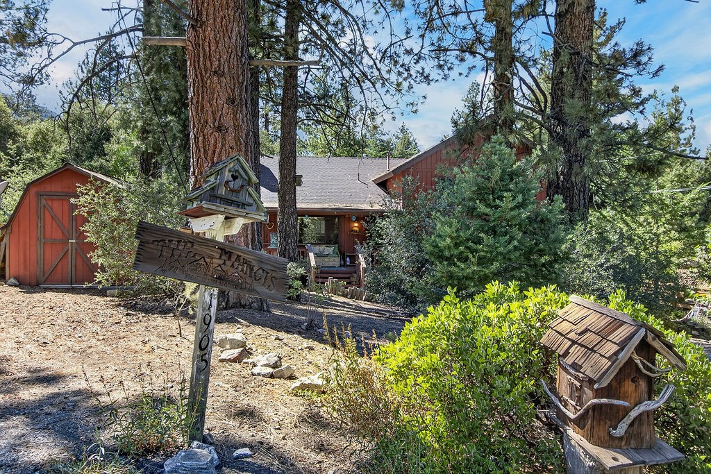 1905 Matterhorn Property Photo 5
