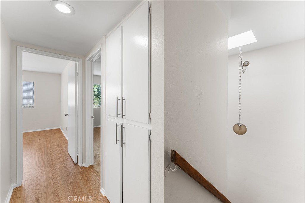 10730 Woodley Avenue 7 Property Photo 25