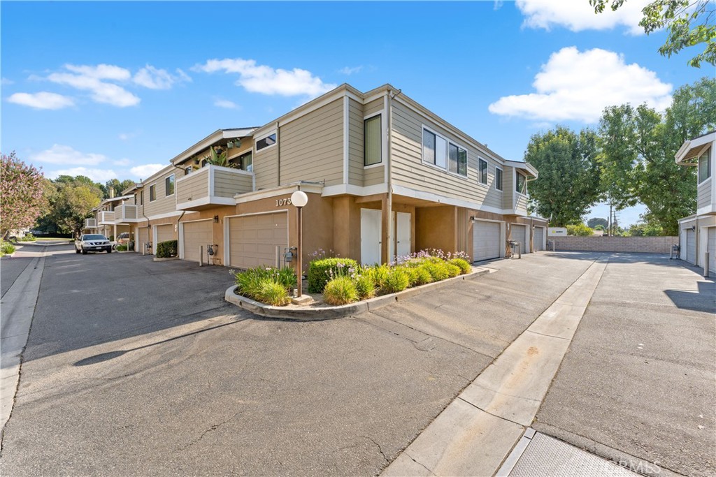 10730 Woodley Avenue 7 Property Photo 39