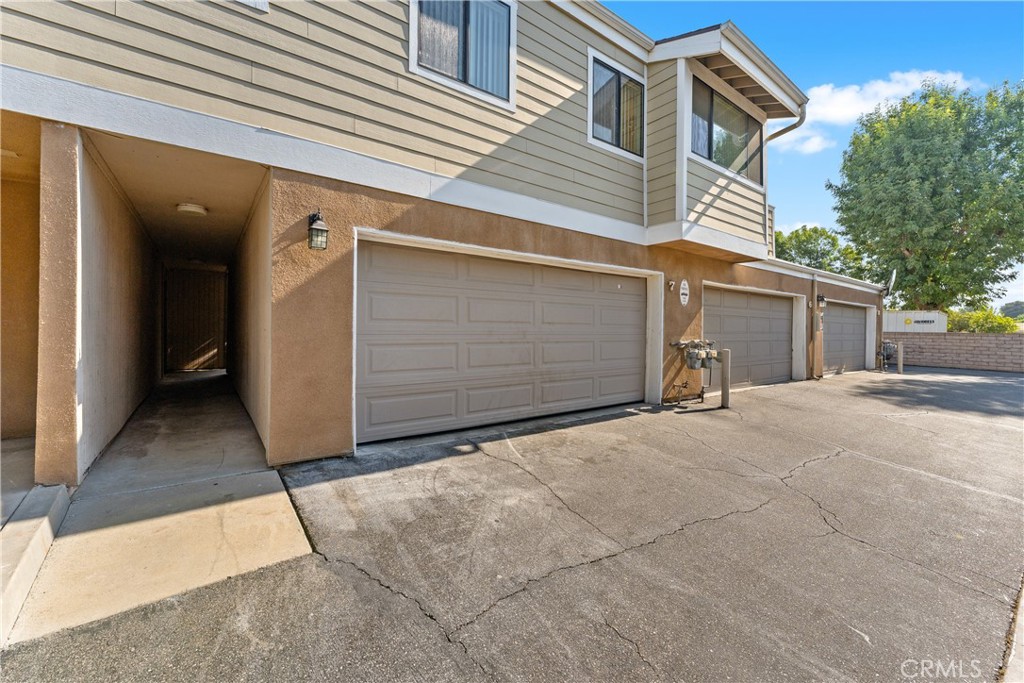 10730 Woodley Avenue 7 Property Photo 40