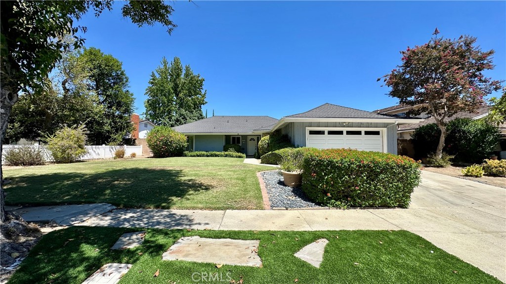 10848 Sylvia Avenue Property Photo 1