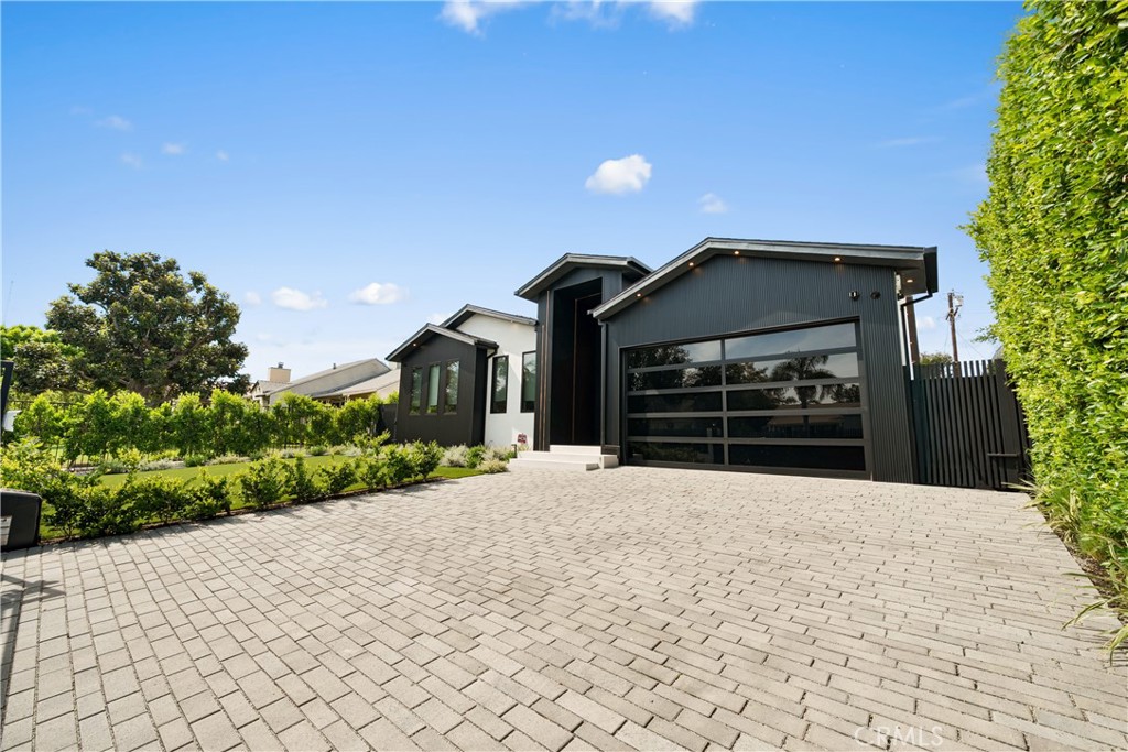 12507 Miranda Property Photo 8