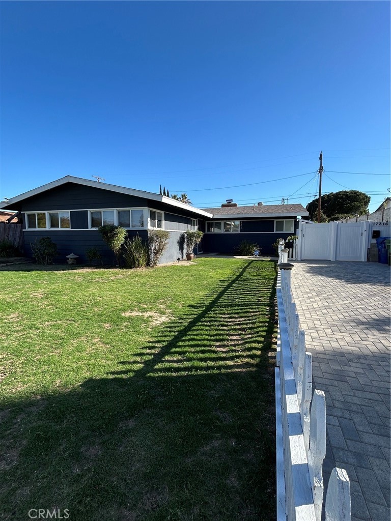 17214 Donmetz Property Photo 1