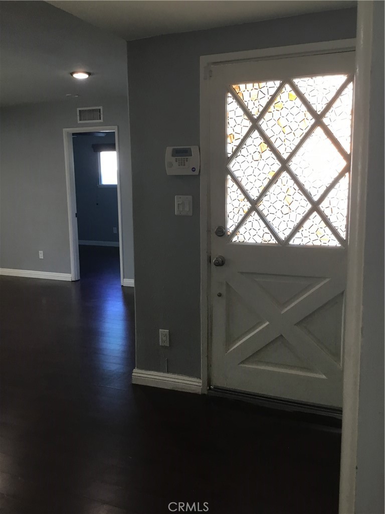 17214 Donmetz Property Photo 5