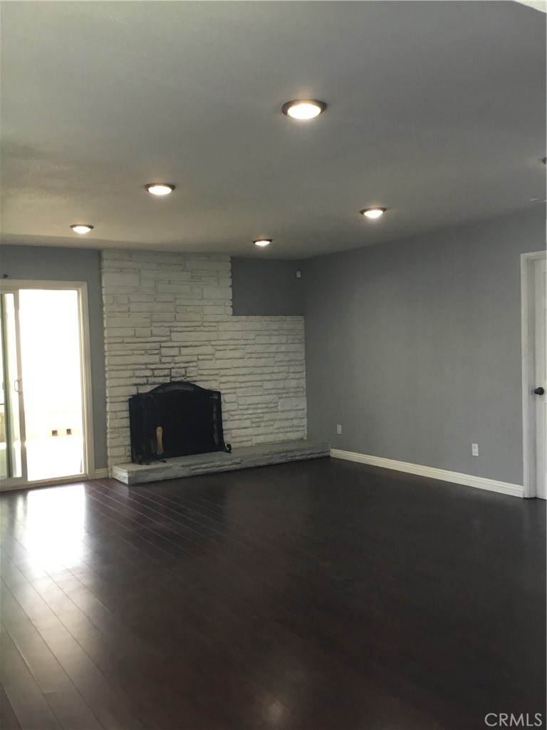 17214 Donmetz Property Photo 6