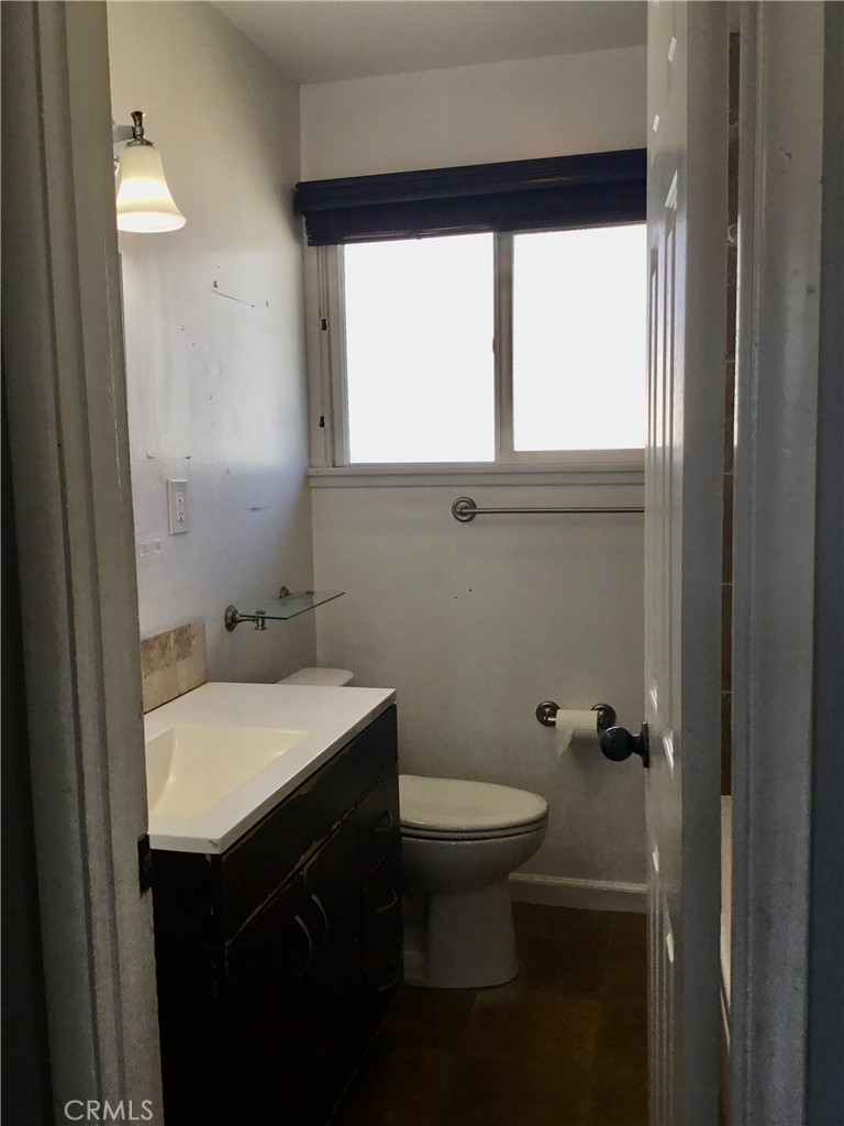 17214 Donmetz Property Photo 15