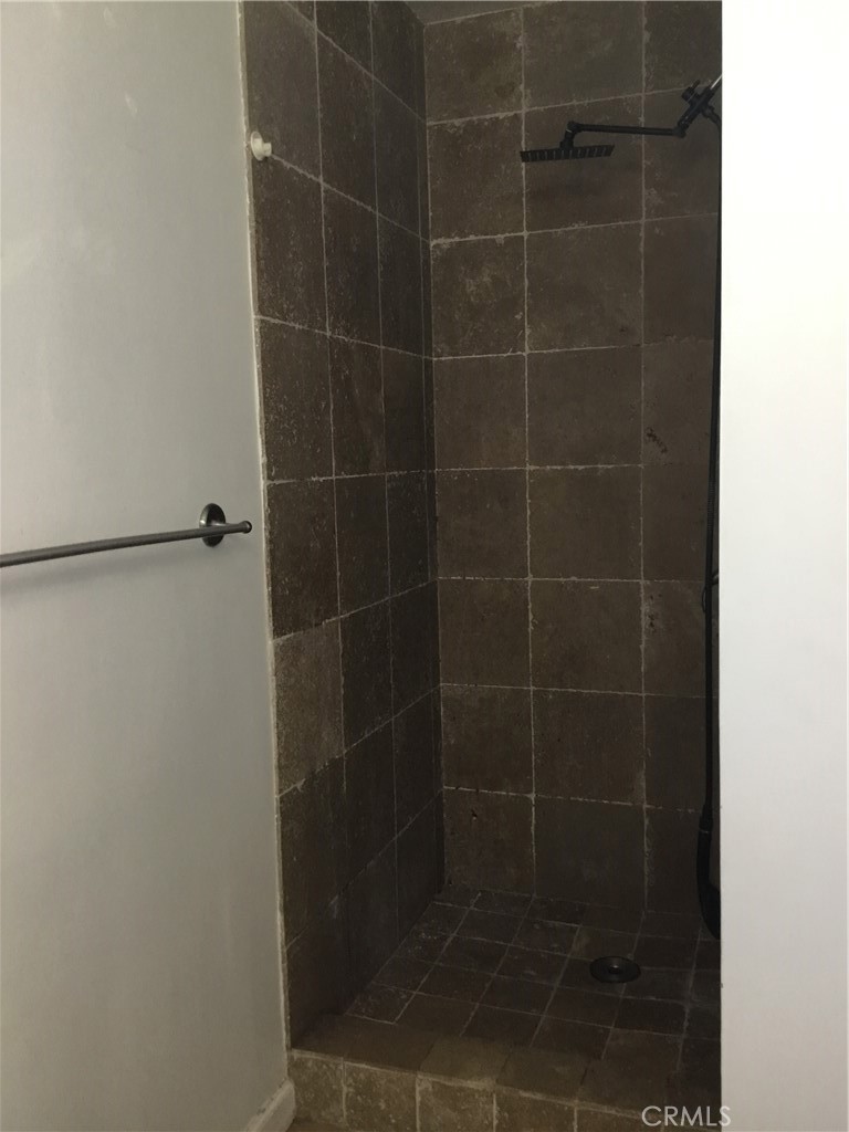 17214 Donmetz Property Photo 23
