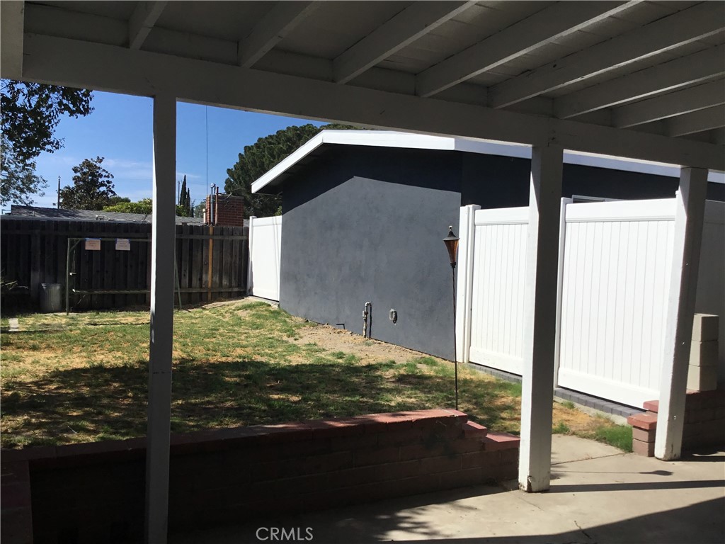 17214 Donmetz Property Photo 27
