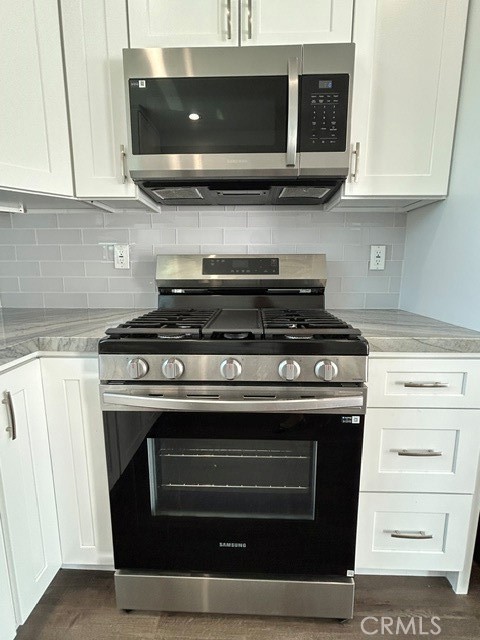 17214 Donmetz Property Photo 39
