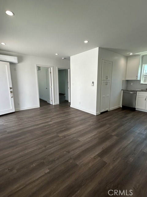 17214 Donmetz Property Photo 41