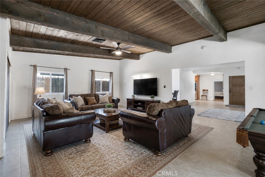 18027 Hatton Street Property Photo 10
