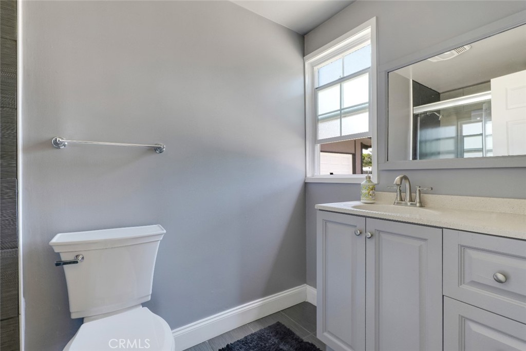 18027 Hatton Street Property Photo 23