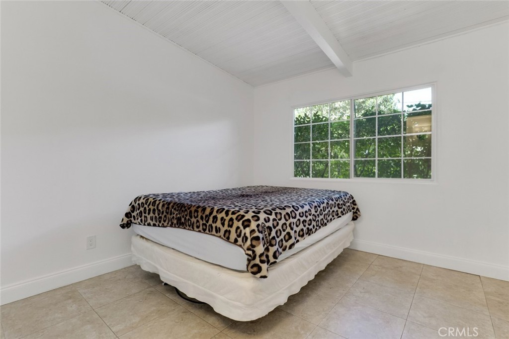 18027 Hatton Street Property Photo 26