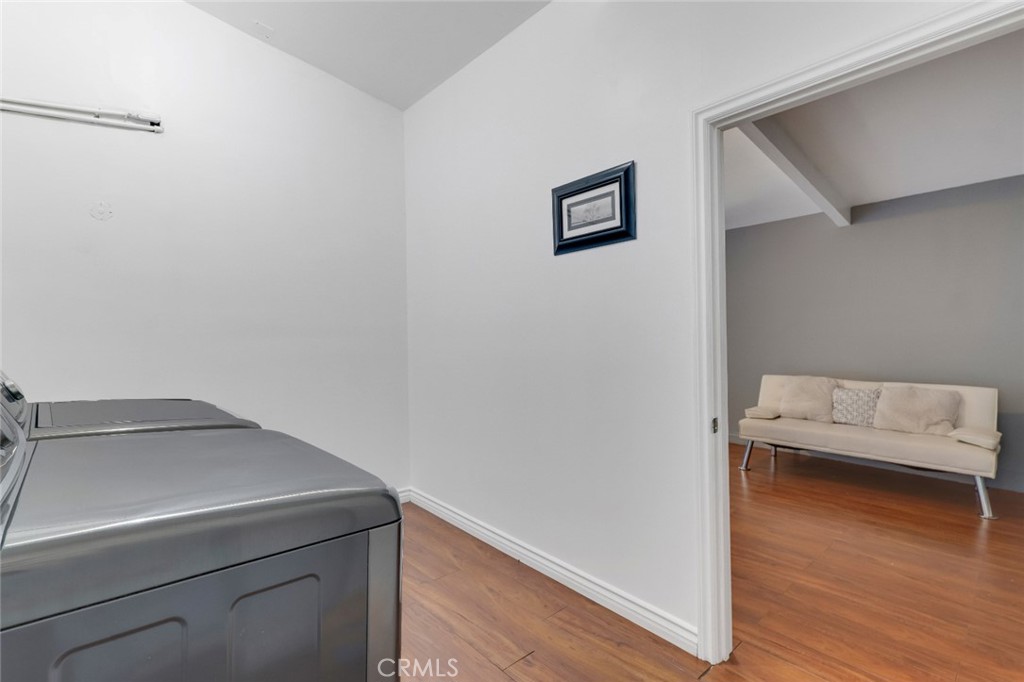 18027 Hatton Street Property Photo 31