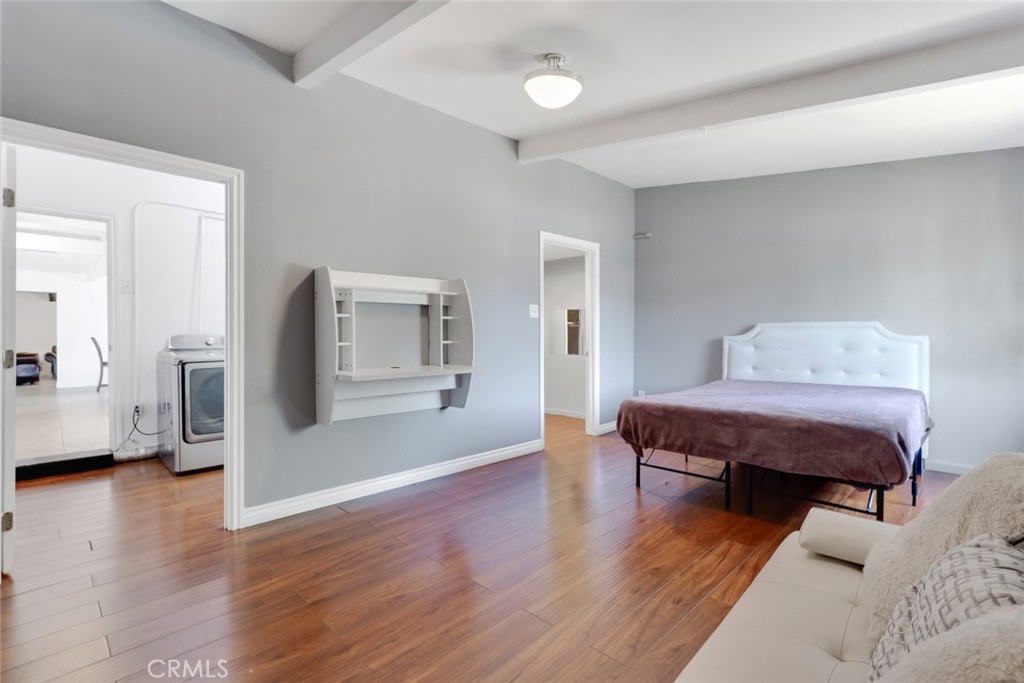 18027 Hatton Street Property Photo 32