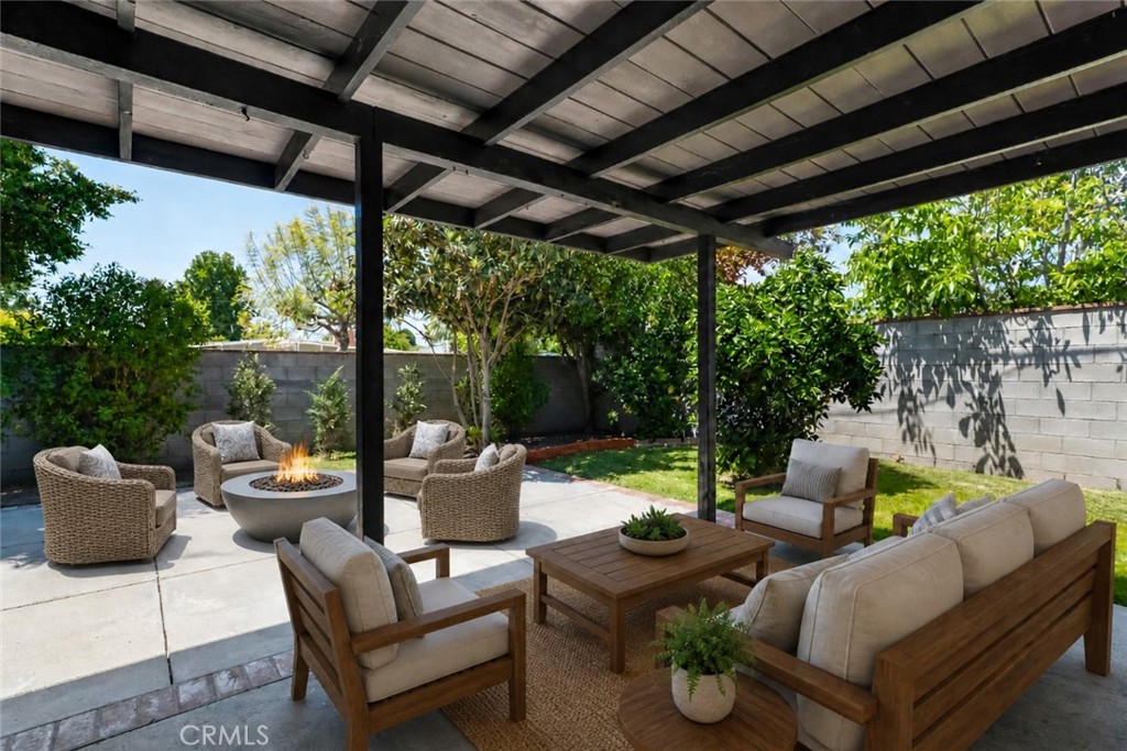 18027 Hatton Street Property Photo 35