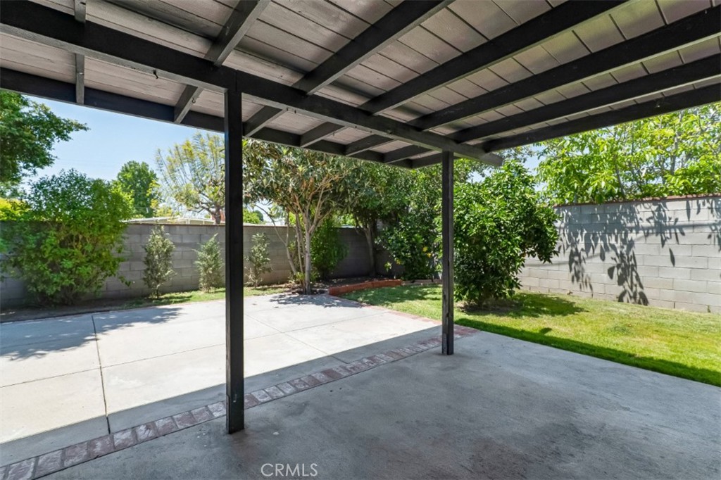 18027 Hatton Street Property Photo 36