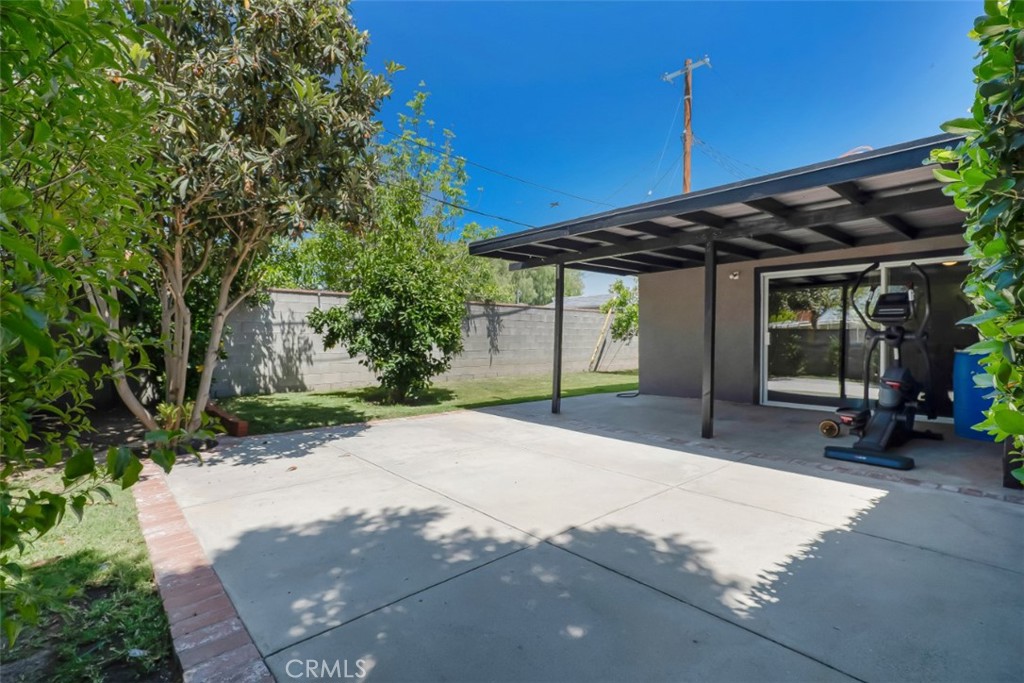 18027 Hatton Street Property Photo 38