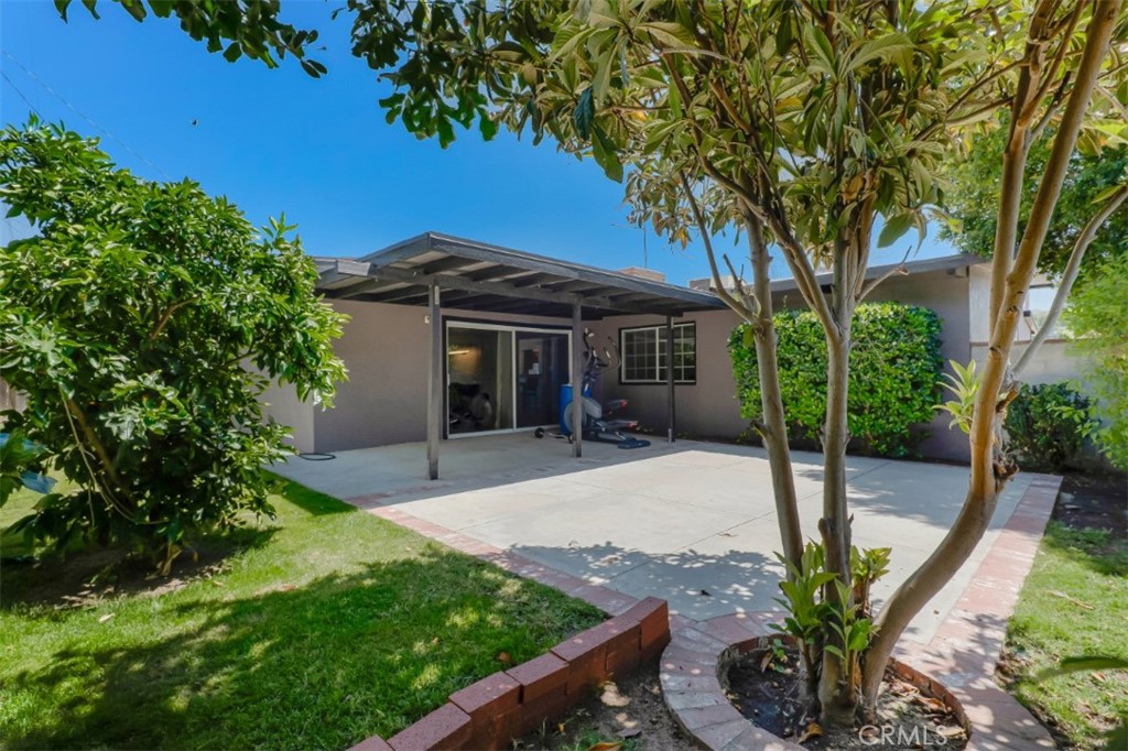 18027 Hatton Street Property Photo 42
