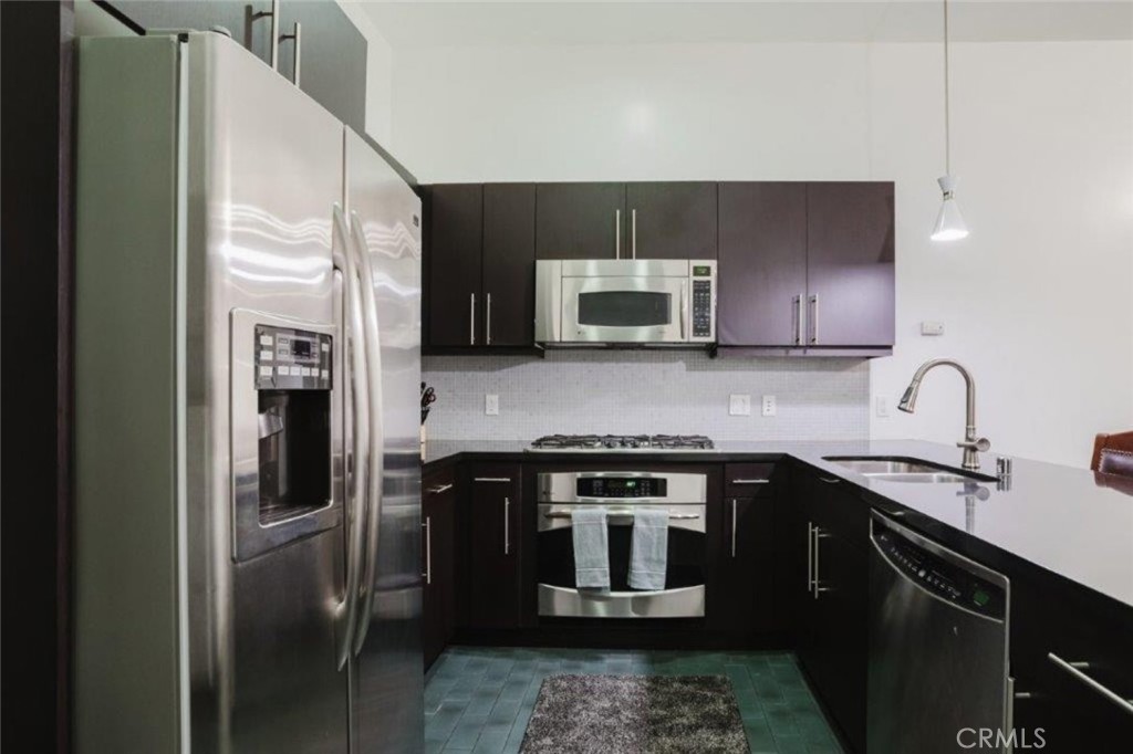 655 S Hope Street 606 Property Photo 52