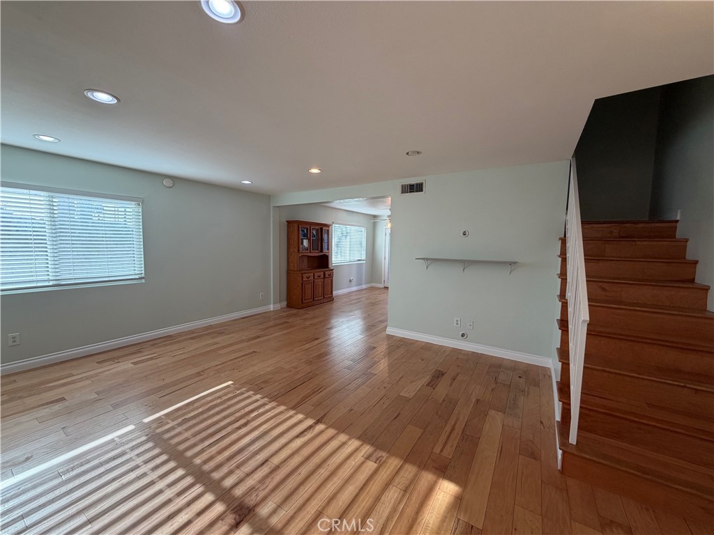 19231 Sherman 1 Property Photo 2