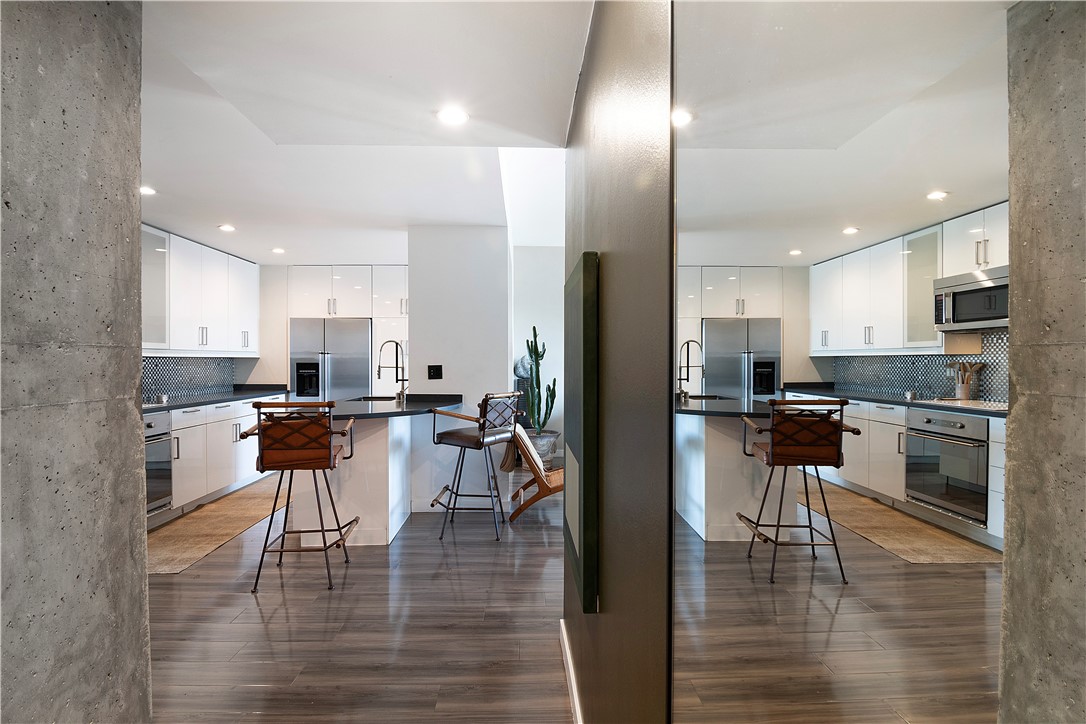 1155 N La Cienega Boulevard 711 Property Photo 10