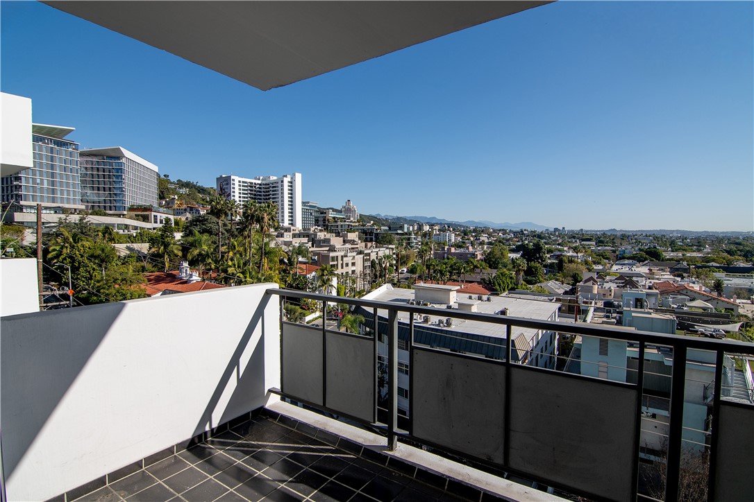1155 N La Cienega Boulevard 711 Property Photo 18