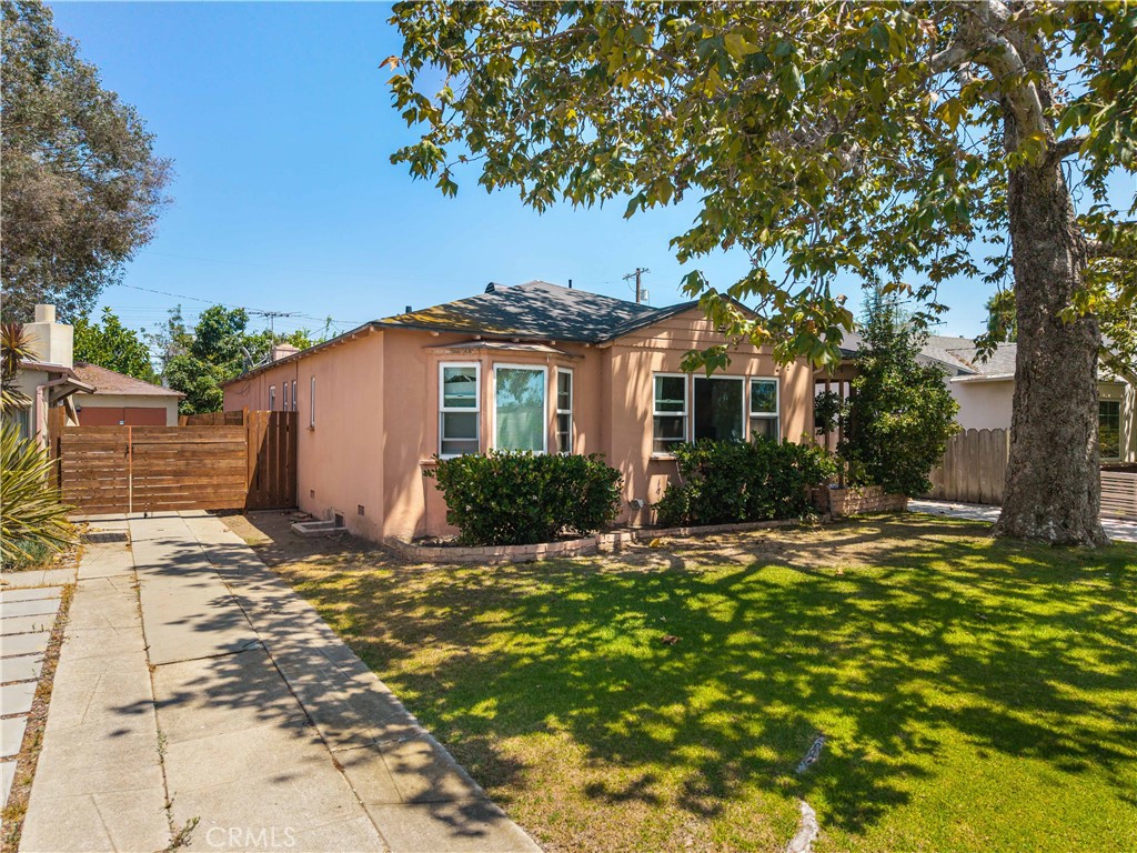 3570 Colonial Avenue Property Photo 2
