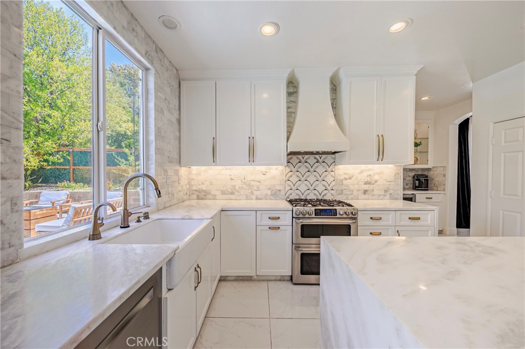 26518 Swan Lane Property Photo 39