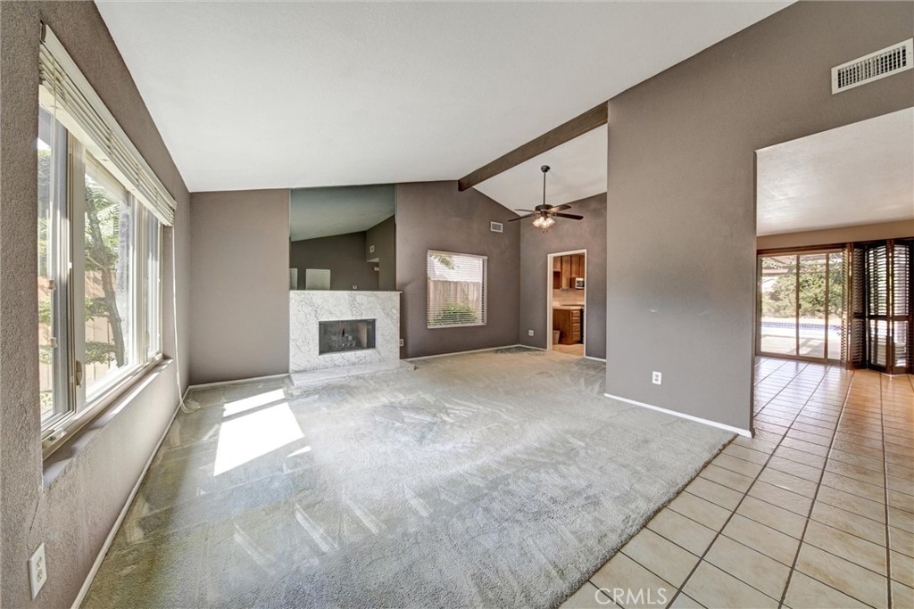 6714 Rhea Property Photo 5