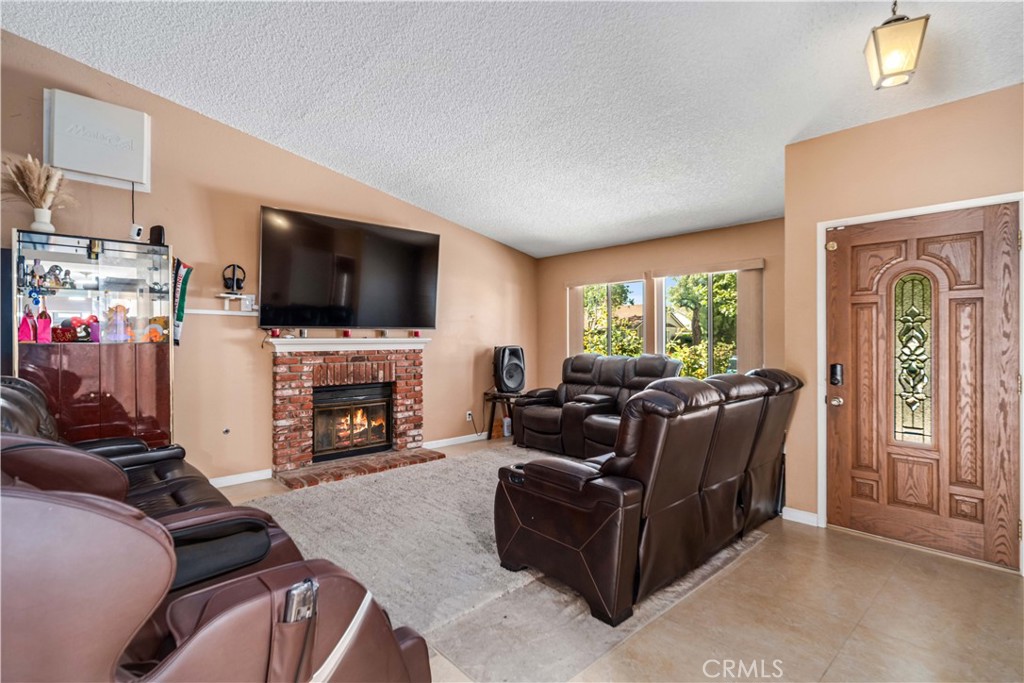 2052 E Avenue R12 Property Photo 5