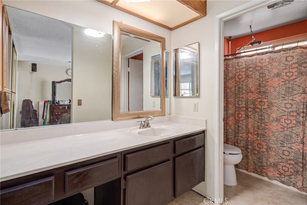 2052 E Avenue R12 Property Photo 17